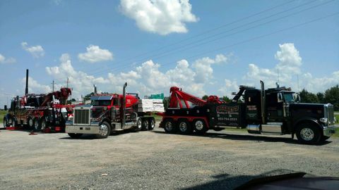 Towing a Mini Van — Texarkana, AR — Neeley's Service Center Towing a Mini Van — Texarkana, AR — Neeley's Service Center