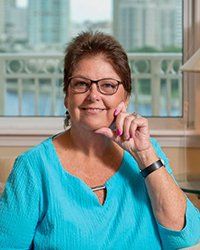 Go to Toni W. Russell's sales listings
