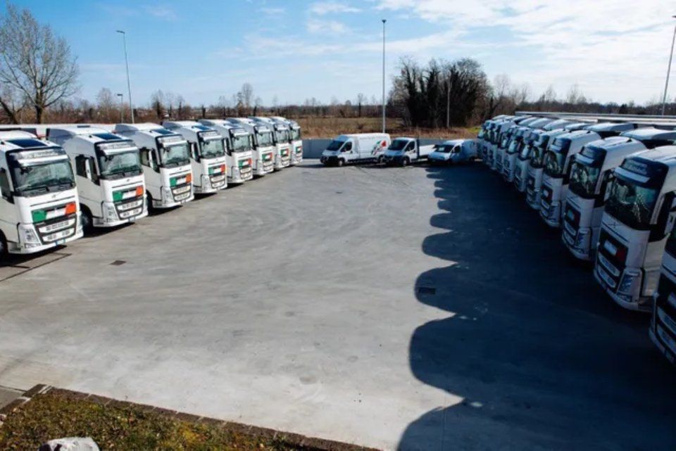 Autocarri in fila