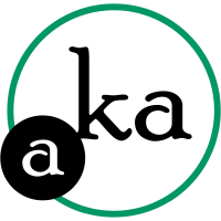 Logo circulaire noir et vert avec les lettres « aka » dans un style particulier