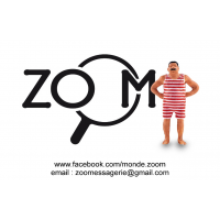 Logo ZOOM avec une personne en tenue à rayures rouges à côté, ainsi que le texte du site web et de l'adresse e-mail ci-dessous