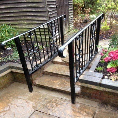 metal gate