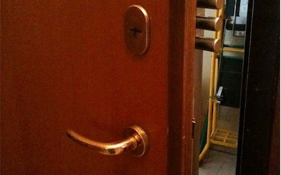 Serratura porta con cilindro europeo di sicurezza
