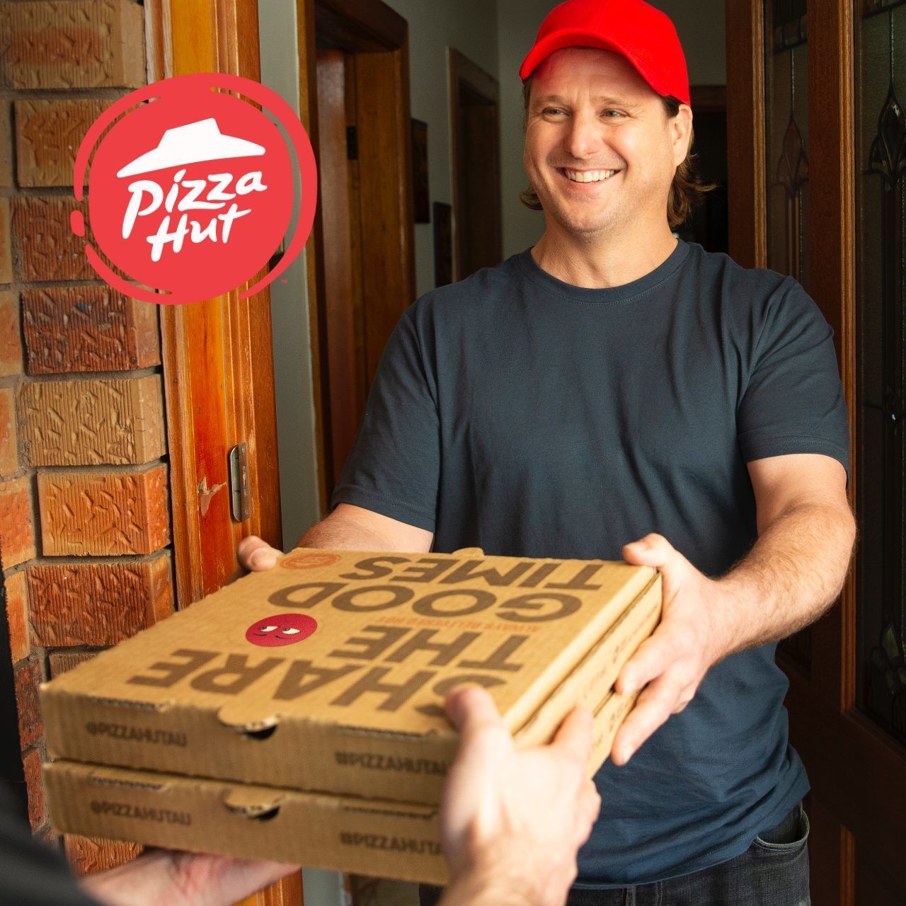 Pizza Hut marketing ad