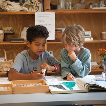 two children reading