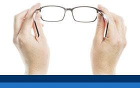 Óptica María mostrador de lentes