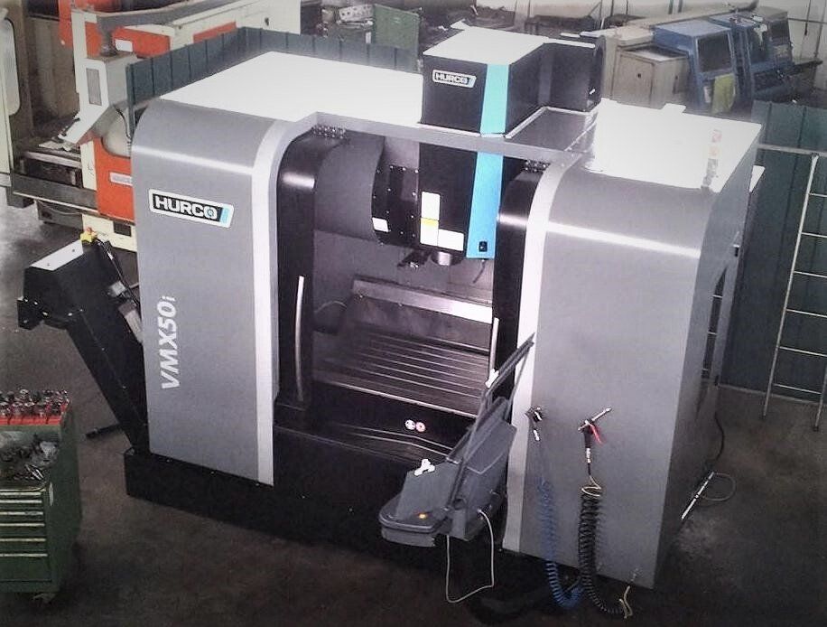 Centro di lavoro CNC Hurco VMX50i per fresatura di precisione - La.Ro.Mo. S.r.l.