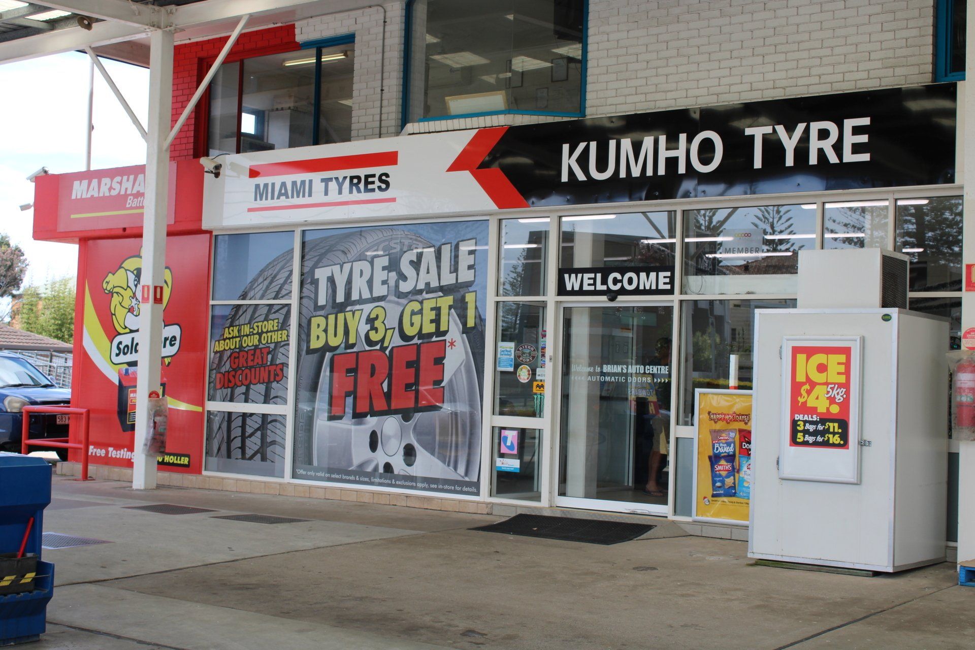 miami tyres from the outside