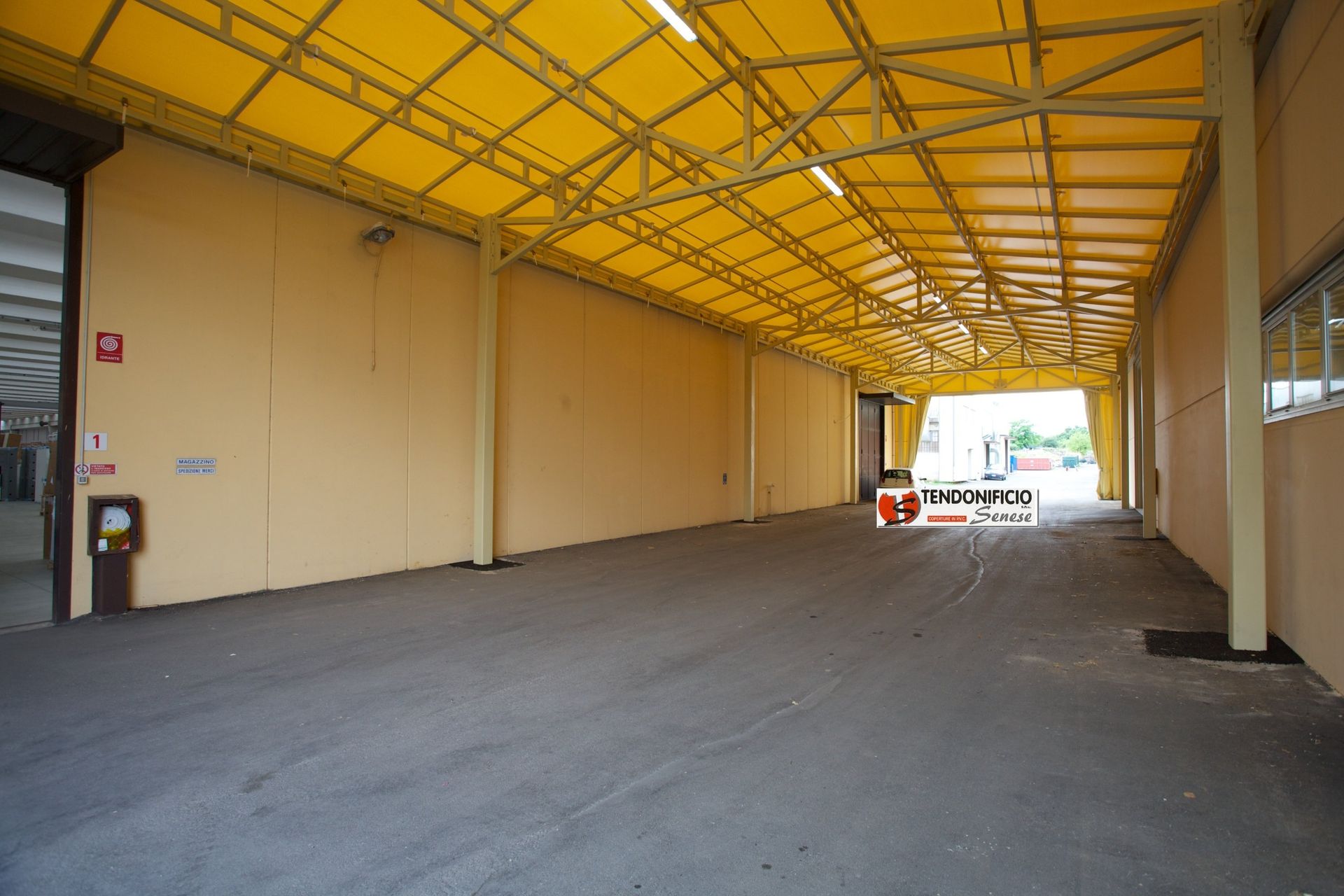 copertura capannone in pvc per interno