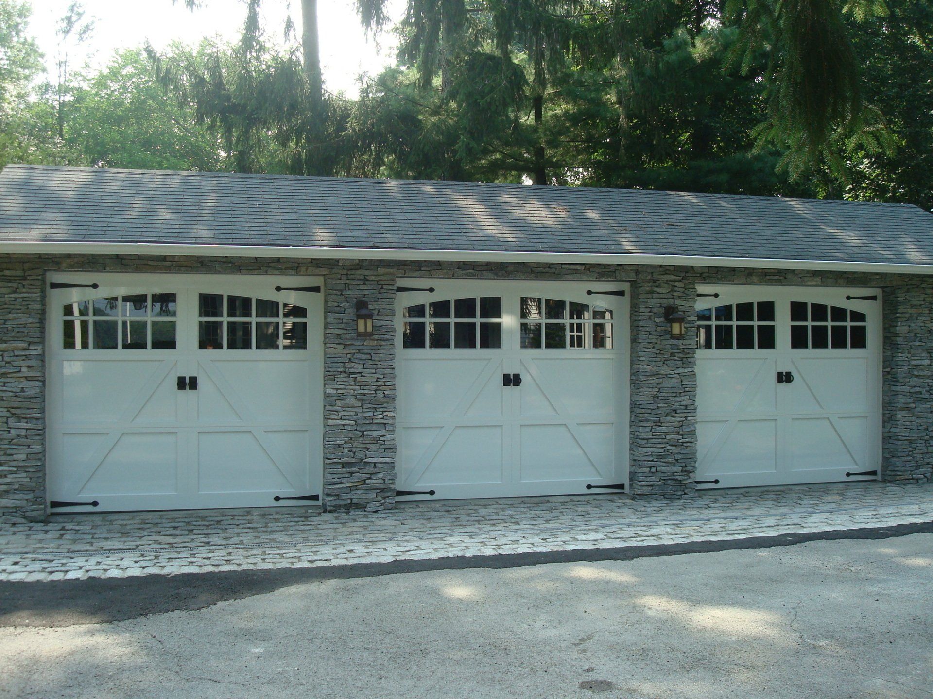 Wood Garage Doors Fairfield, CT