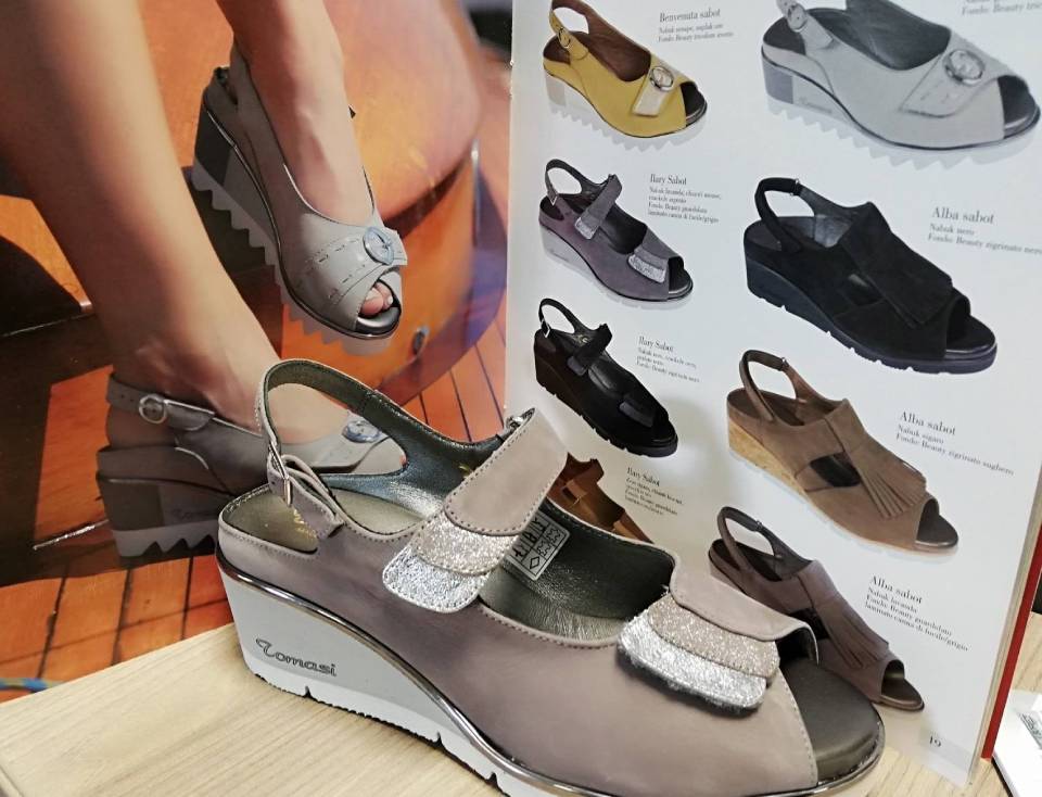 Sandali donna con rialzo