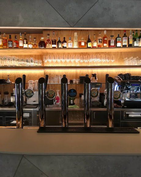 facciata del bar