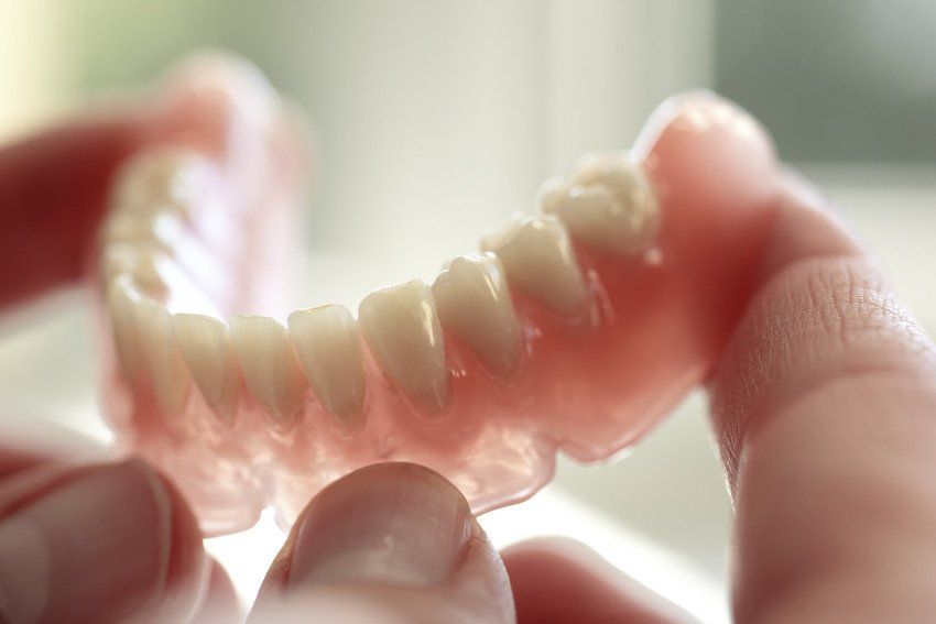 Porcelain crowns