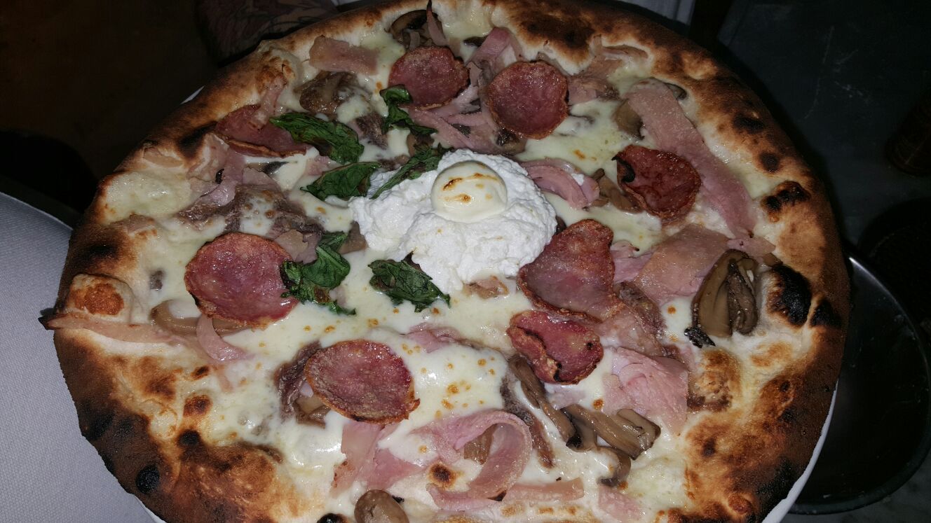 pizza capricciosa bianca