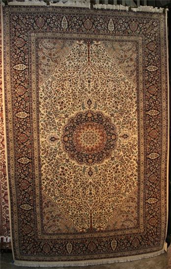 Handmade Rugs i