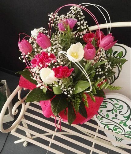 tulipani bianchi e rosa