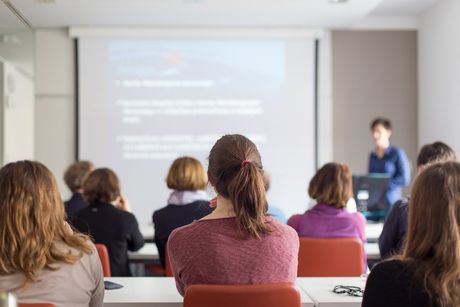 Group confidence coaching