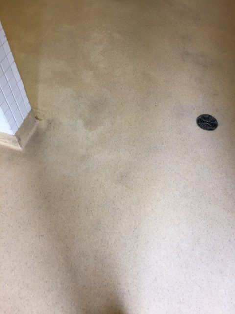 BATHROOM EPOXY BEFORE