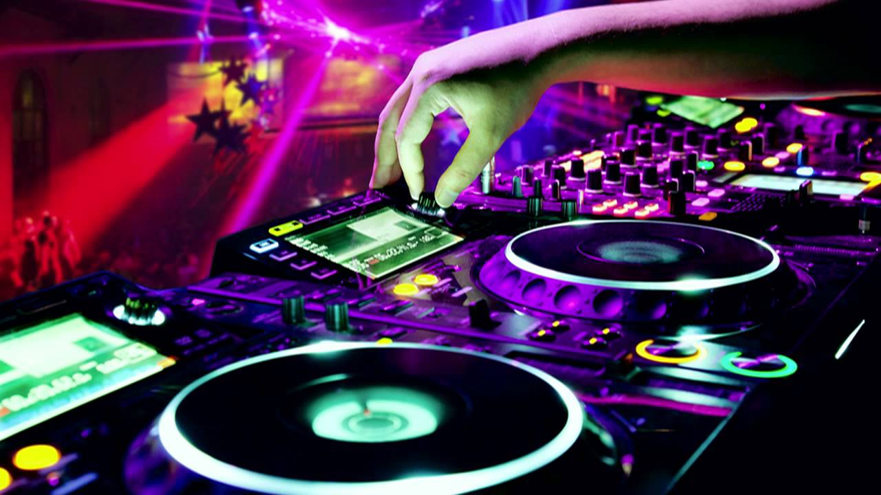 Live DJs