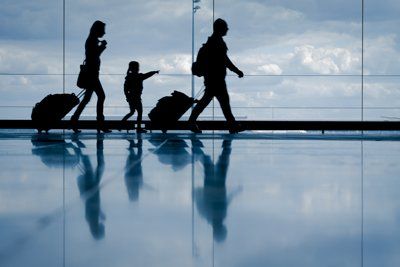 Acción Diferida para los Llegados en la Infancia - Llegada de padres e hijos a Nashville, TN