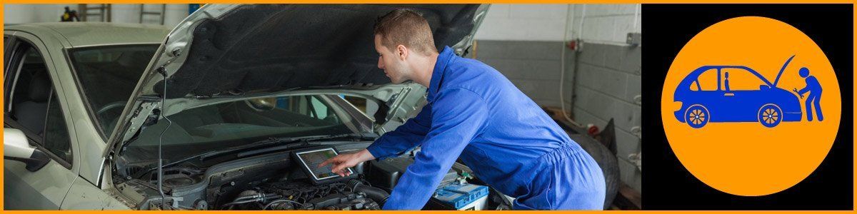 urangan smash repairs mechanic fixing car engine