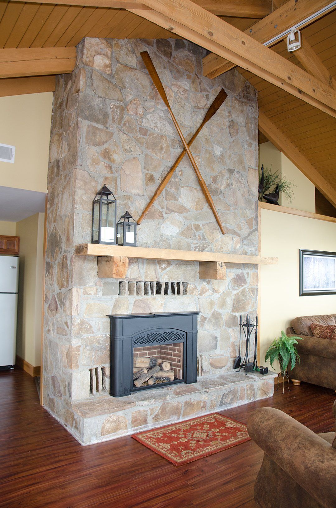 dockside-landing-marina-condo-rental-lake-george-adirondack-fireplace