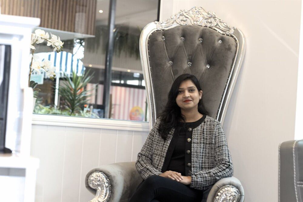 Gorgeous Brows Eyebrow Threading - The Owner