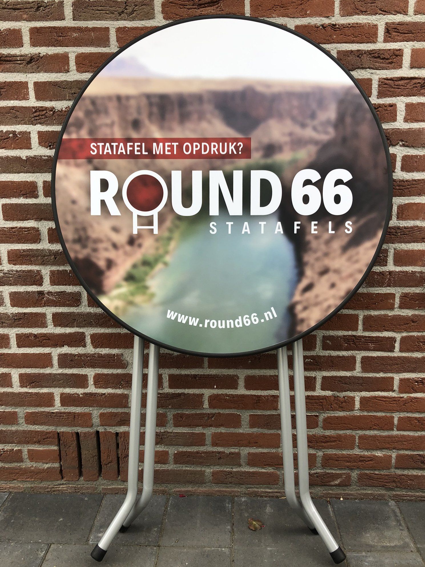 statafel met opdruk