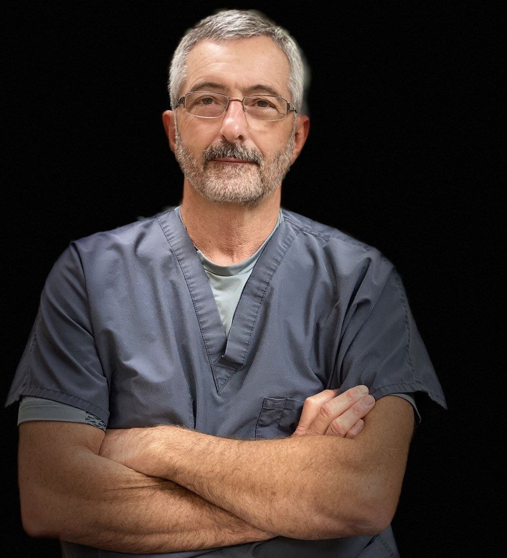 Headshot of veterinary hospital owner Dr. David Geeslin