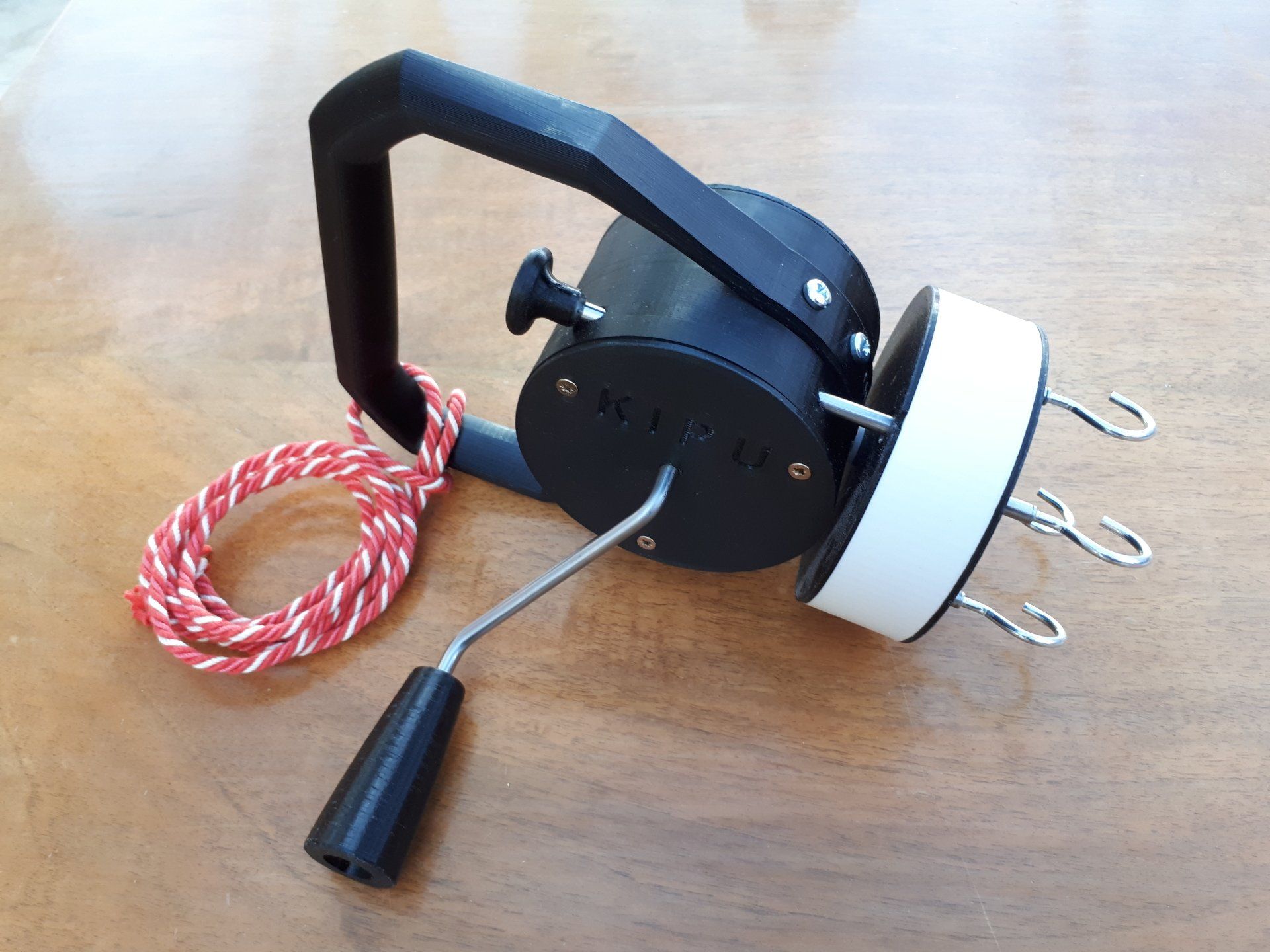 Kipu Cord Winder with safety cord Kipu Cord Winder with safety cord