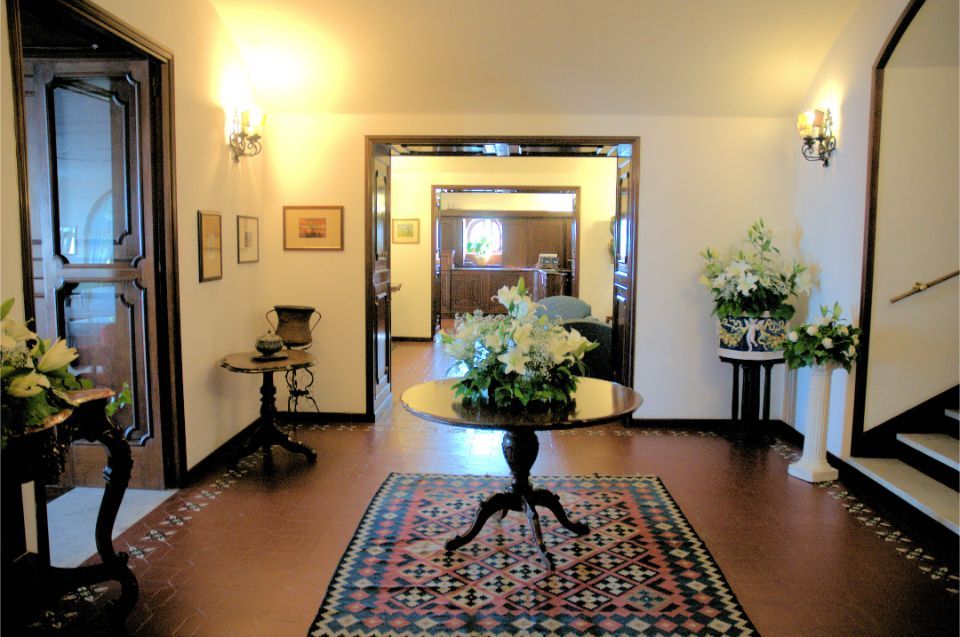 Eingang zum Hotel