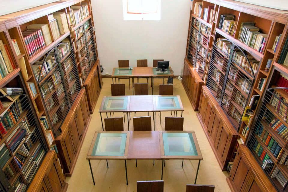 Hotel mit Bibliothek