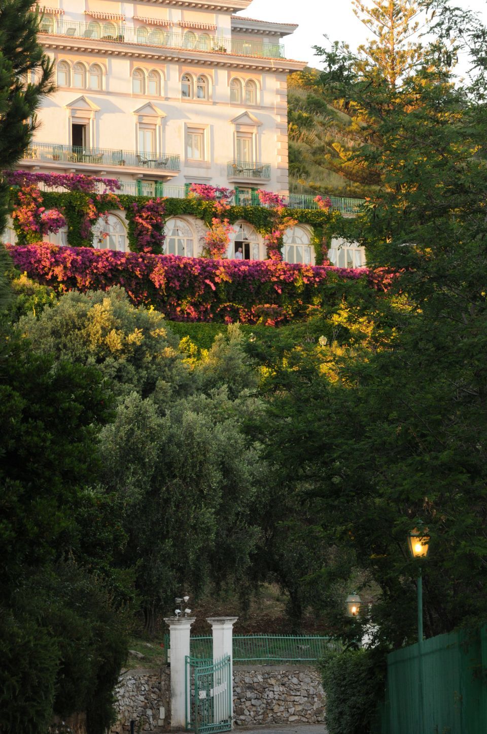 Hotel, Außenansicht
