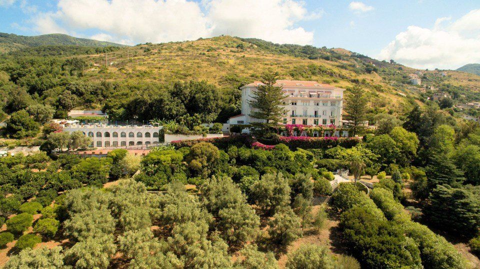 promontorio sul mare