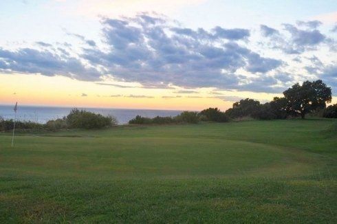 soggiorno con giocatori di golf