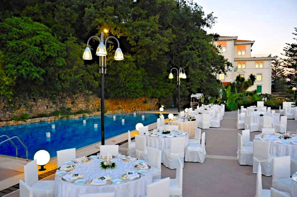 hotel for ceremonies