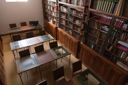 hotel reading area