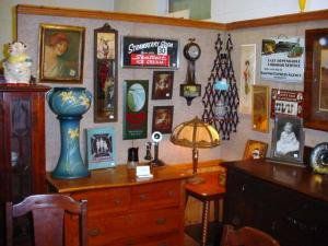 Antique Furniture — Peoria, IL — Anne's Anteex