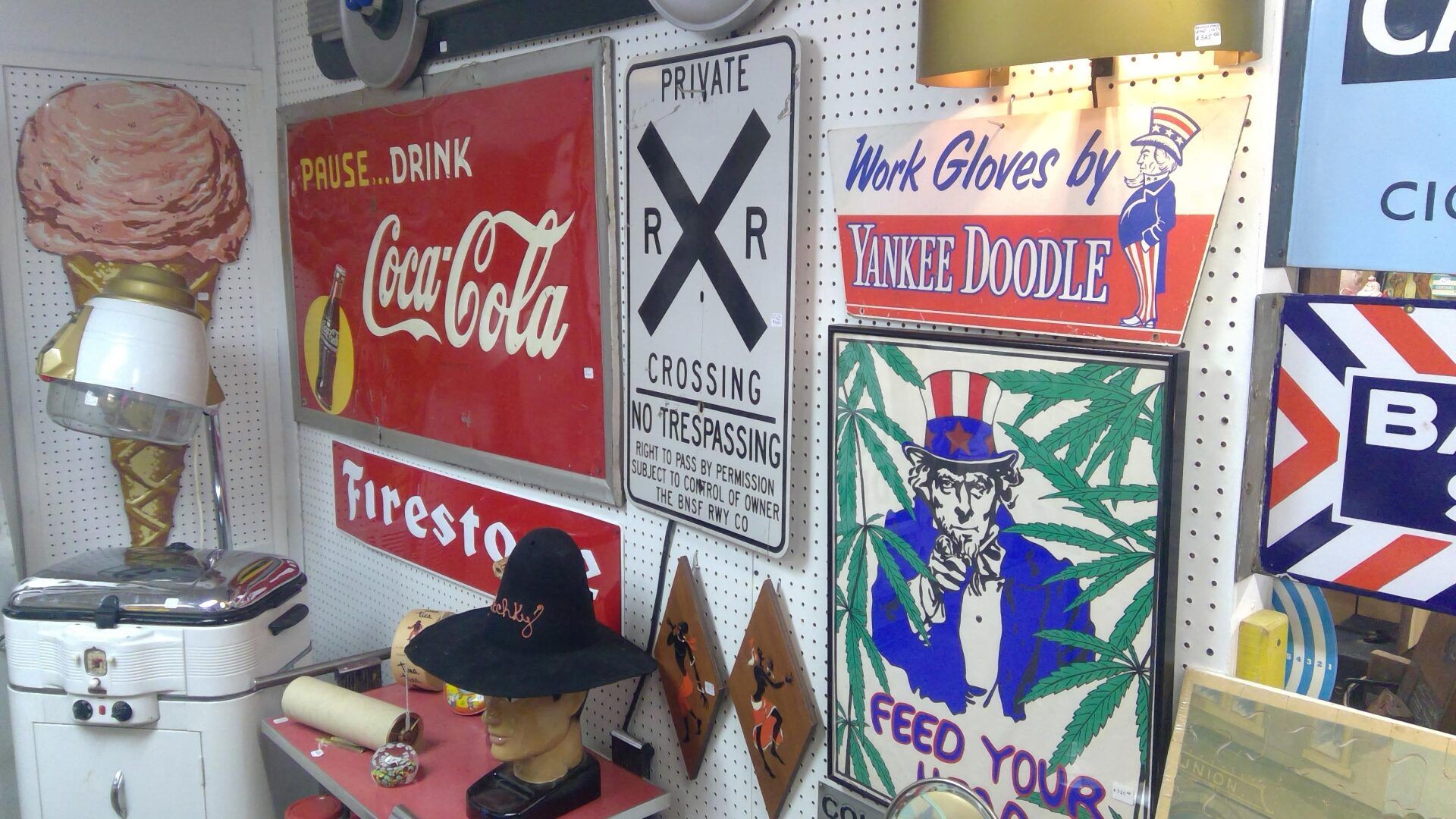 Uncle Sam's Poster — Peoria, IL — Anne's Anteex