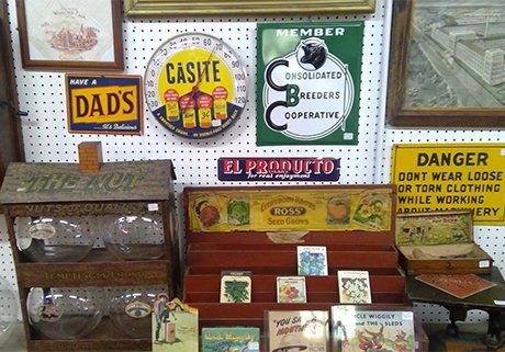 Vintage Signs — Peoria, IL — Anne's Anteex