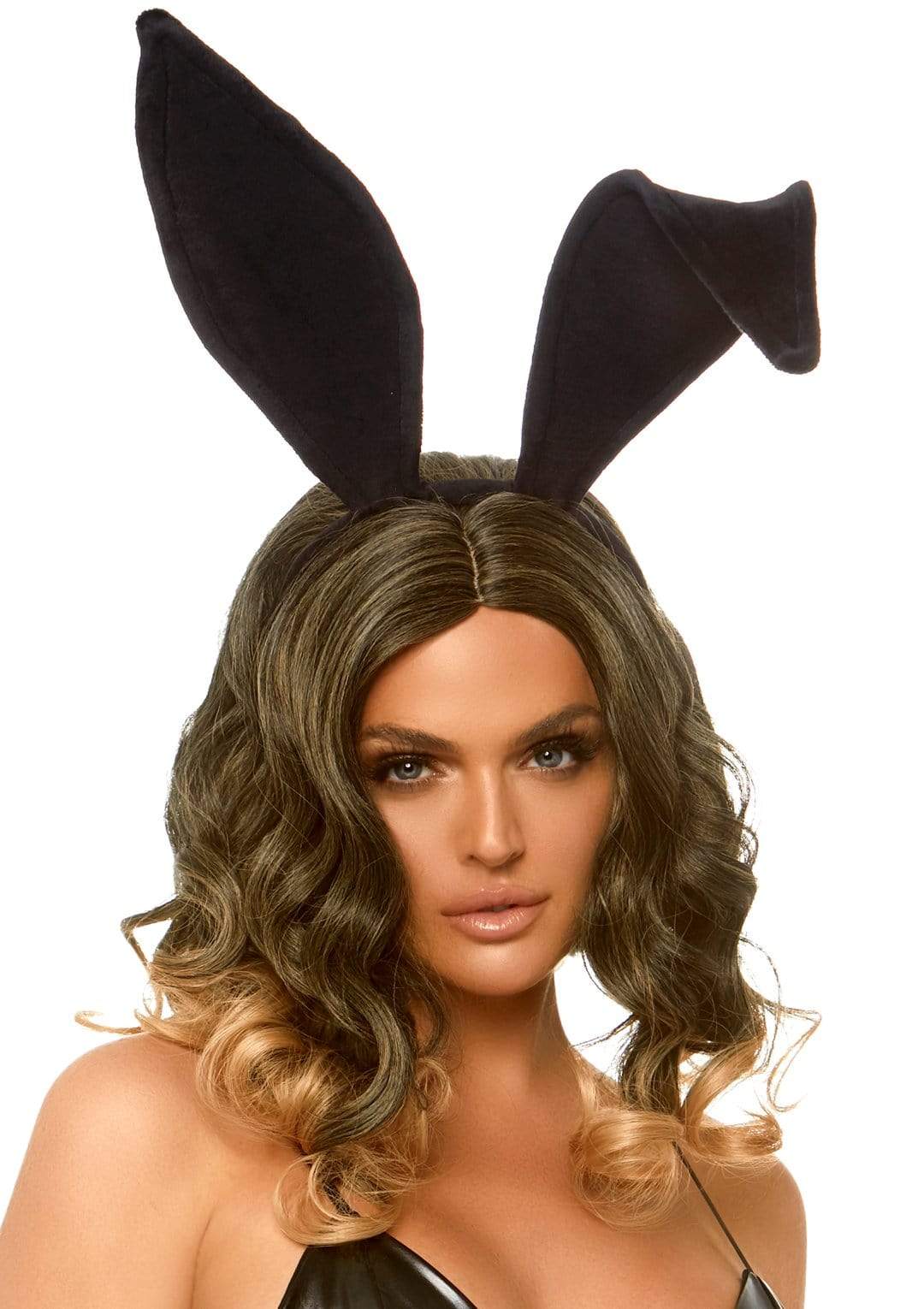 A woman wearing bunny ears and a wig