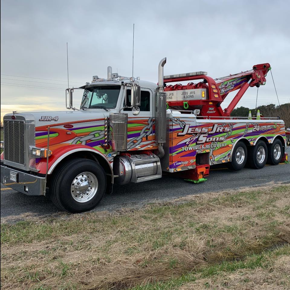 Side View of Tow Truck — Cambridge, MD — Jess Jr's & Sons Body Shop