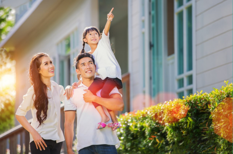 Portrait of a Happy Family — Sioux Falls, SD — Plains Mortgage