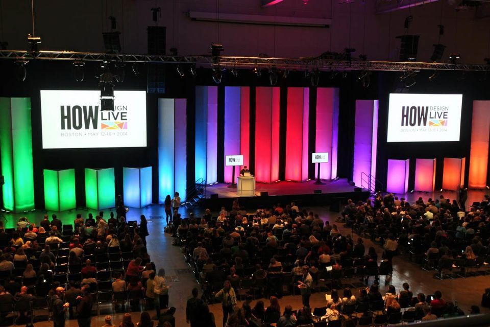 A picture of people at the conference of HOW Design Live
