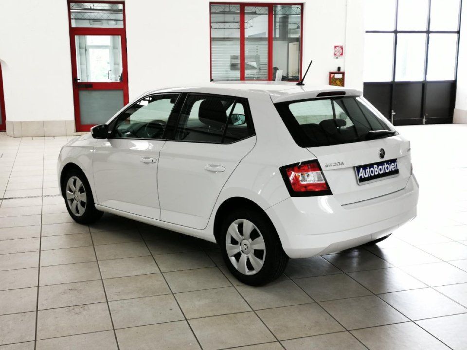 Auto bianca usata