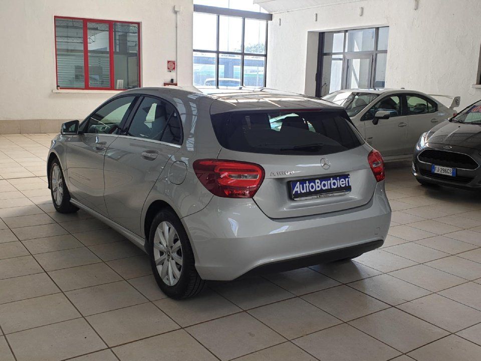 Auto Mercedes