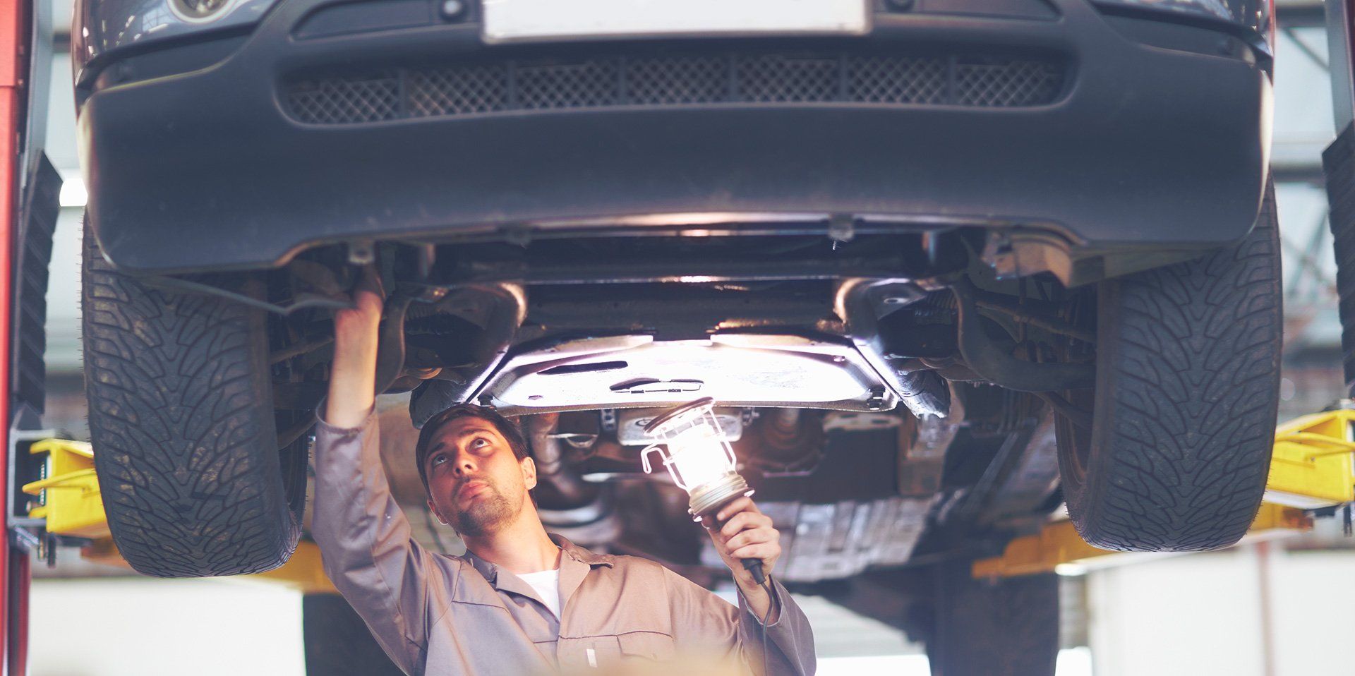 Car repairing by an expert