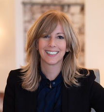 Candace Pereira owner of Chloe Winston Lighting Design