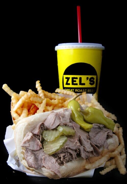 Chilli Fries - Zel's Roast Beef in Hammond, IN