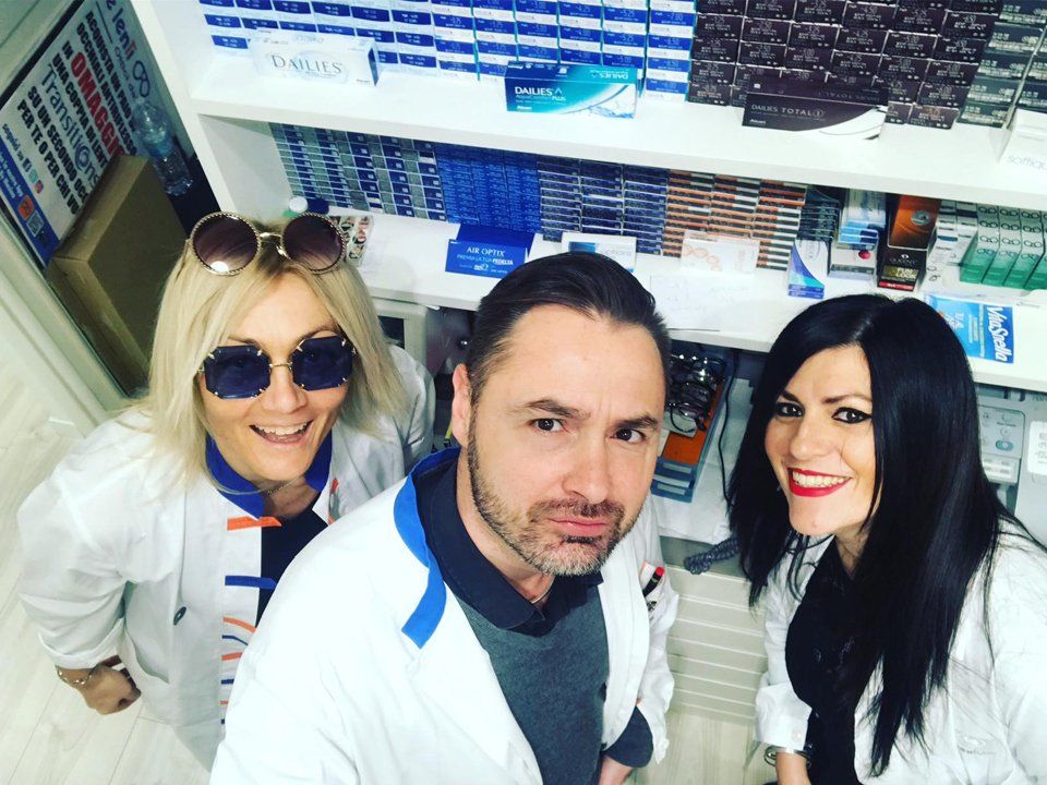Personale di un negozio di ottica